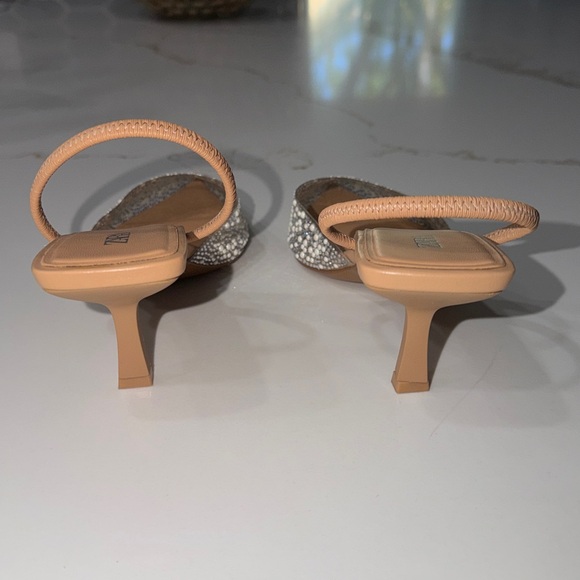 Zara Pearl & Crystal Pointed Slingback Heels in Tan and Silver ~ 9 or 39 - Picture 4 of 10